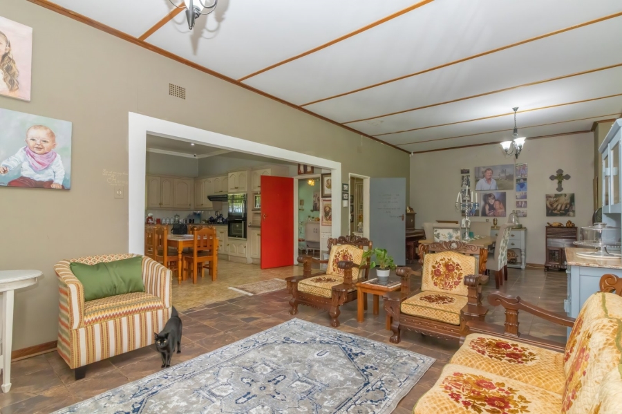 4 Bedroom Property for Sale in Wilgenhof Free State